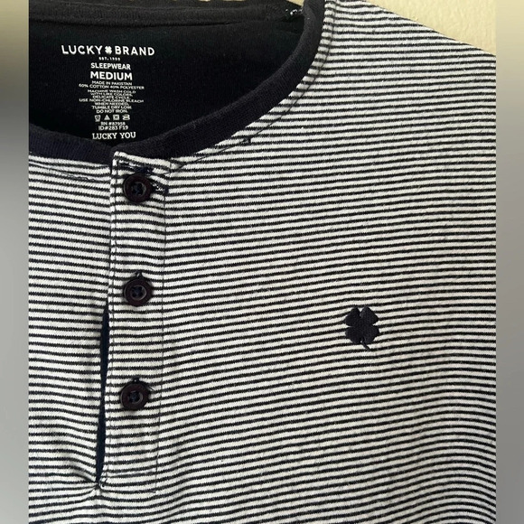 โ๏ธLUCKY BRAND ๐ Longโ Sleeve Top 2 for $22 โ๏ธ - Picture 4 of 4